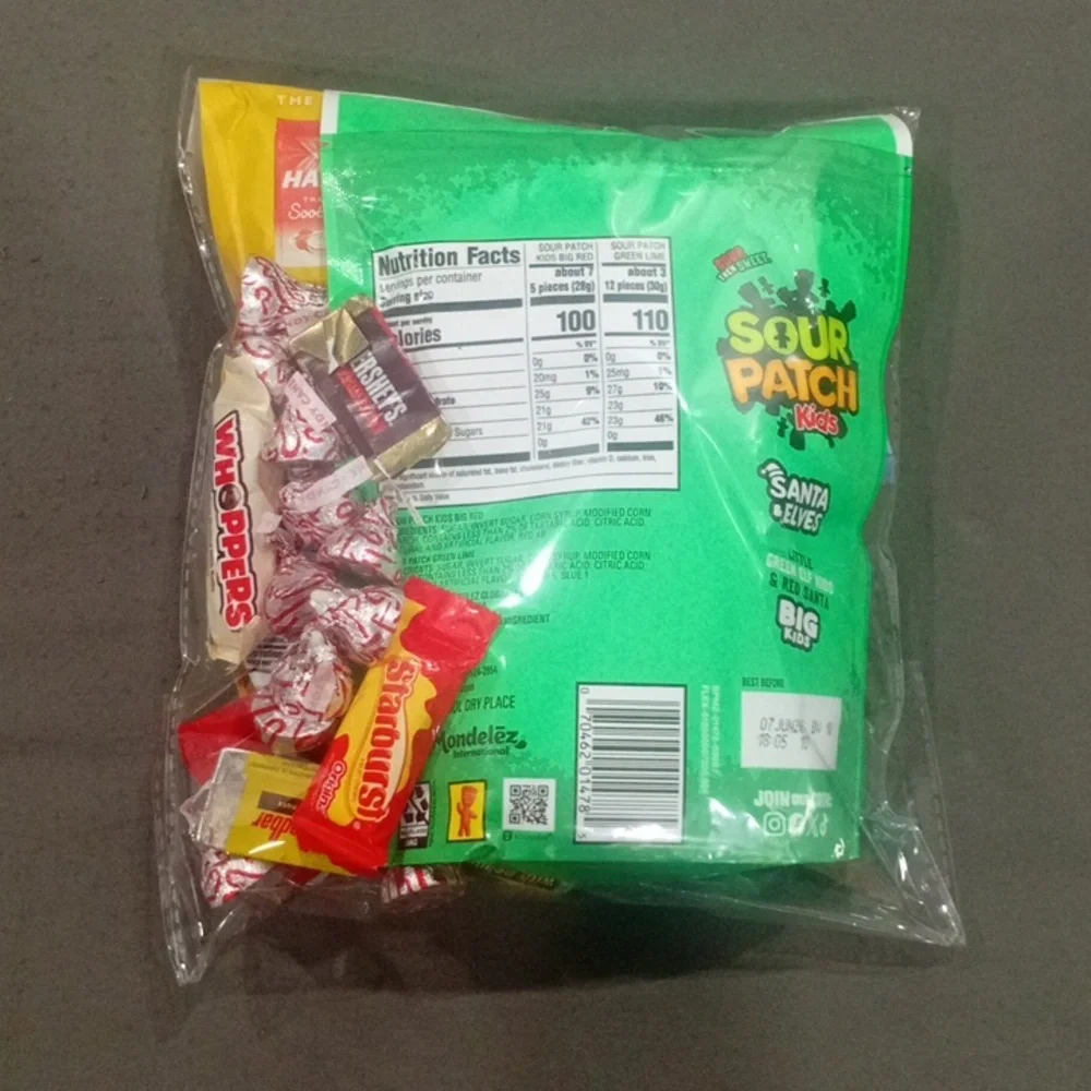 Assorted Candy Bundle 🍭 | ½ lb Sweet Mix – Ideal for Kids, Parties & Gifts”
